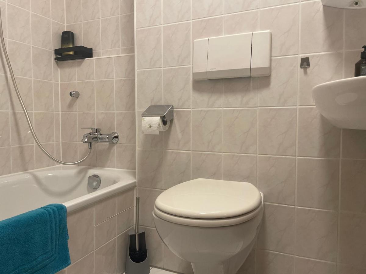 شقة Lamiacasa Business-Family-Near Bosch-Airport رنينغن المظهر الخارجي الصورة
